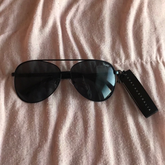 Quay Australia Accessories - Black Aviator Quay Sunglasses *BRAND NEW*